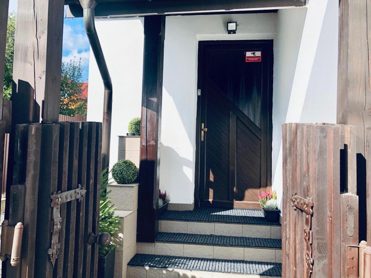 Penzion Bach Vyšné Ružbachy Exteriör bild