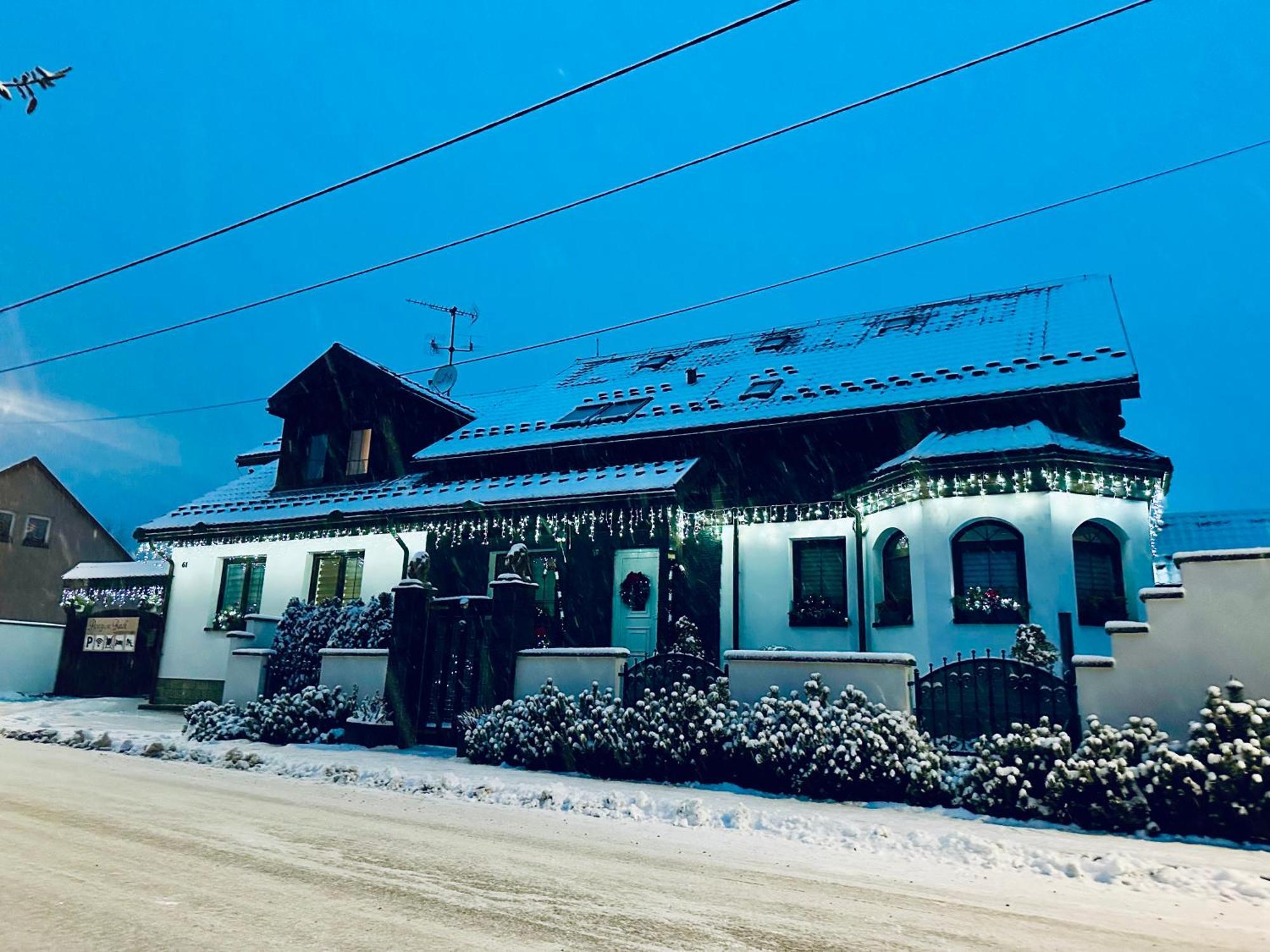 Penzion Bach Vyšné Ružbachy Exteriör bild